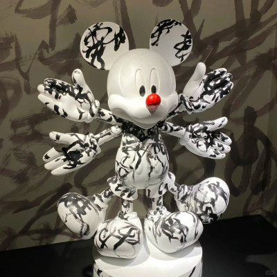 懿清艺术｜潮流系列：30x30cm 多手多腳米奇 藝術塗鴉收藏公仔