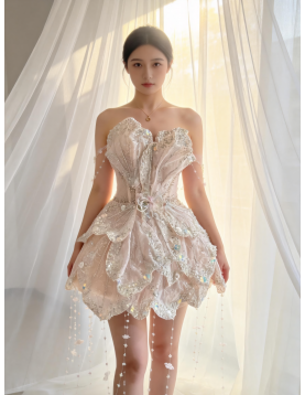 MM World｜星蝶仙境．幻彩碎鑽立體花瓣流蘇短禮服